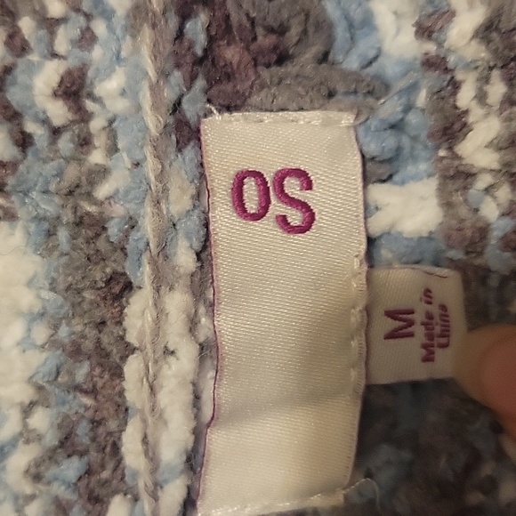 Multi colored knitted soft sweater M size - Picture 6 of 8